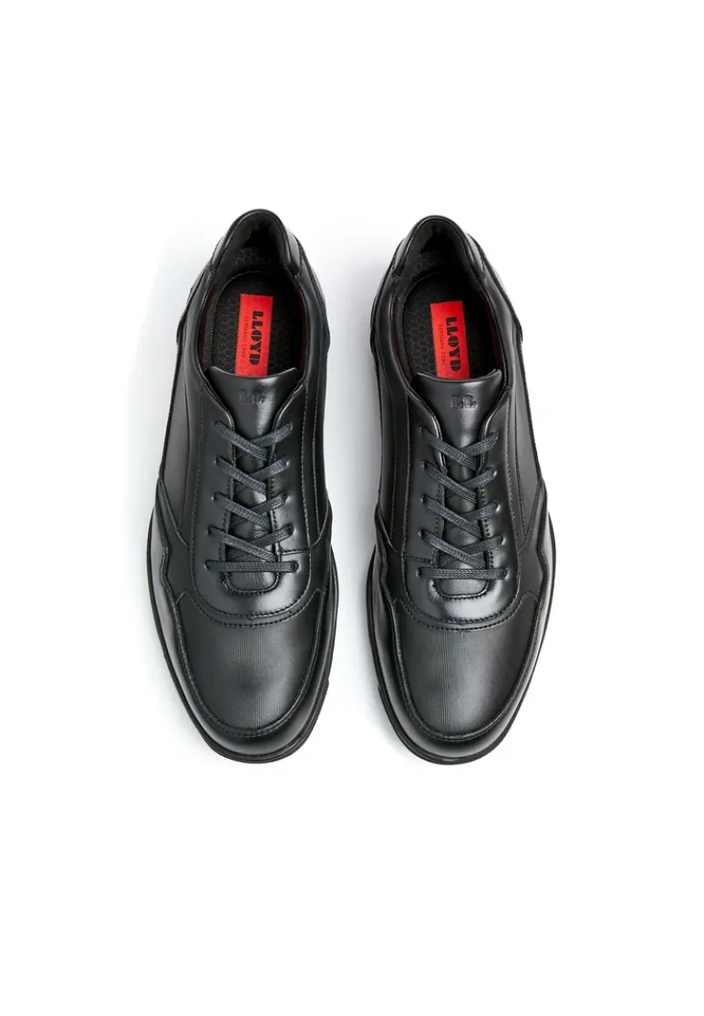 LLOYD BARNARD black New